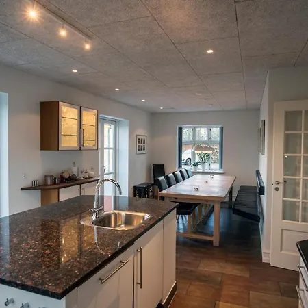 Unik Lokation Til Jeres Naeste Ferie Holiday home *